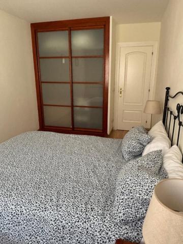 Living Gijon & Parking Apartment Bagian luar foto