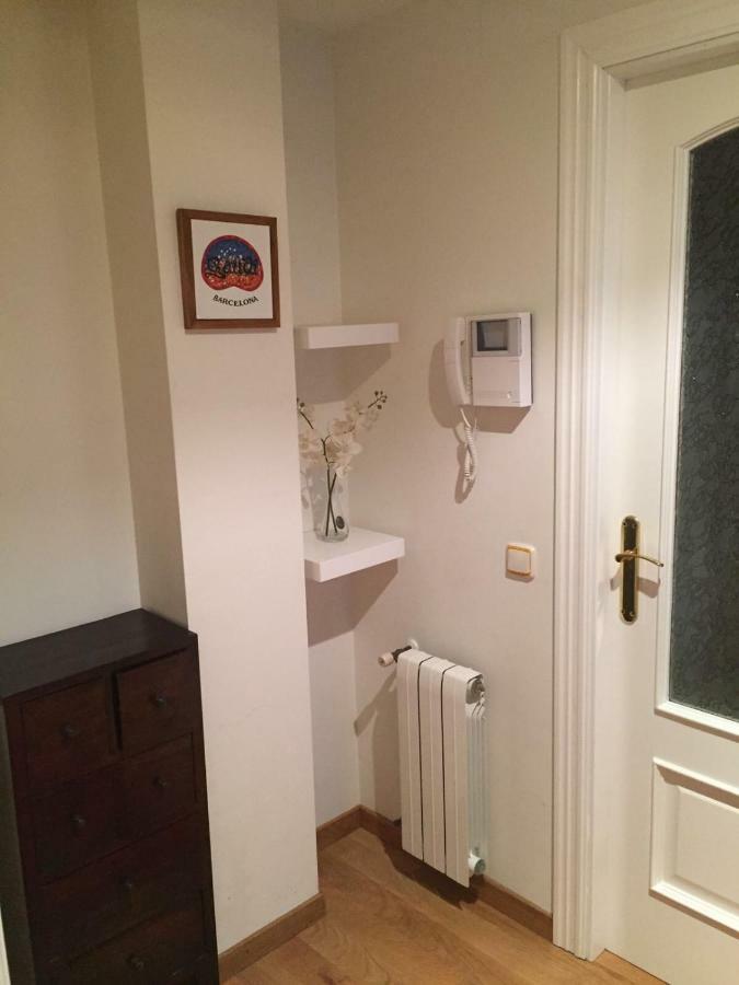 Living Gijon & Parking Apartment Bagian luar foto